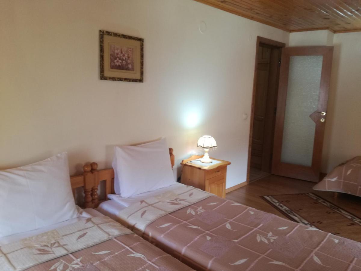 Guest House Benita เดวิน ภายนอก รูปภาพ