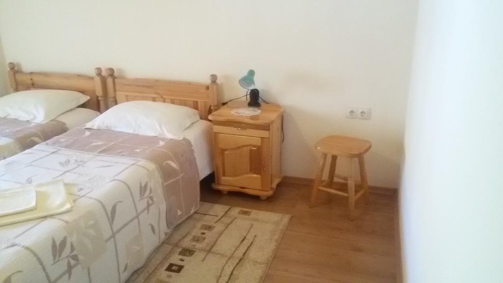 Guest House Benita เดวิน ภายนอก รูปภาพ