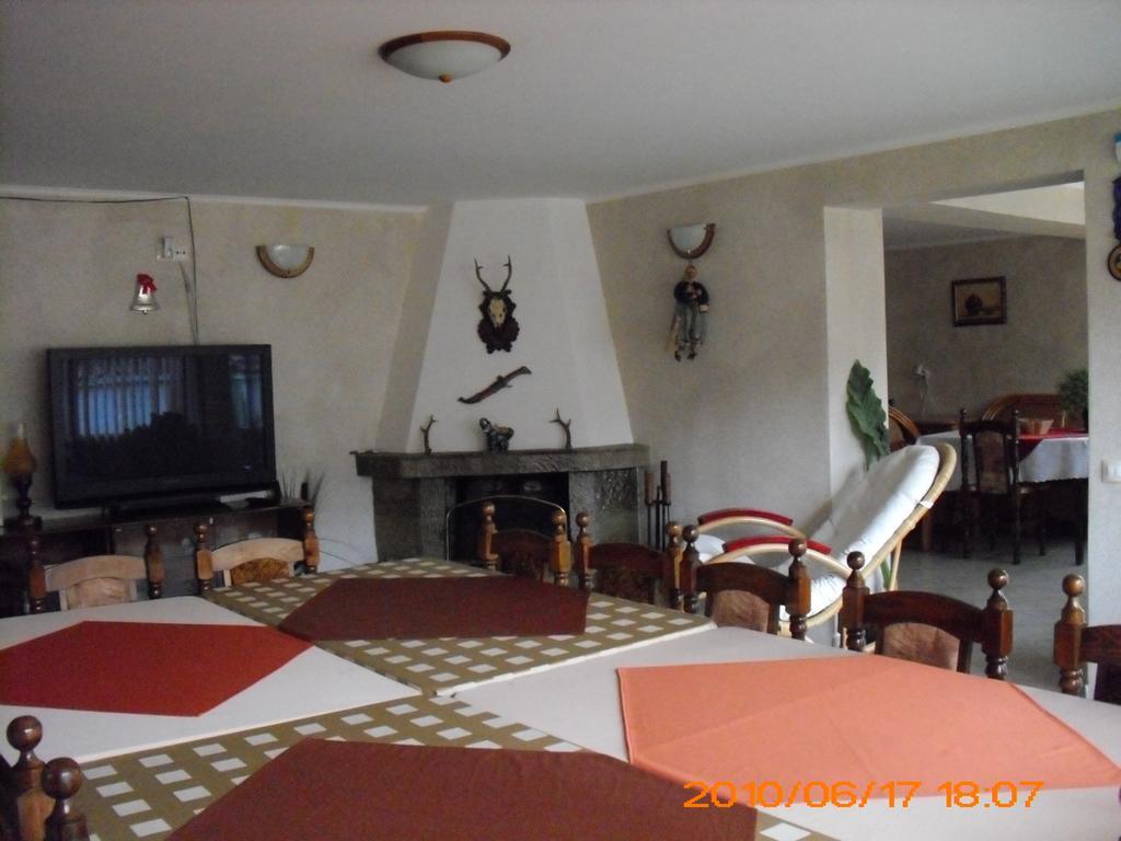 Guest House Benita เดวิน ภายนอก รูปภาพ